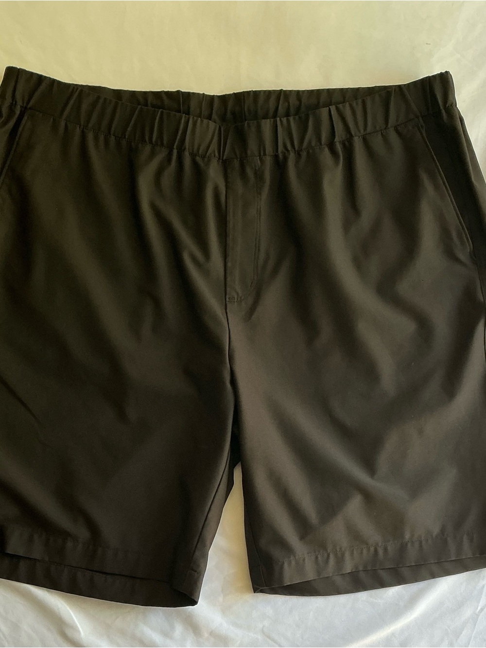 Greg Norman Collection Men's Black Golf Shorts